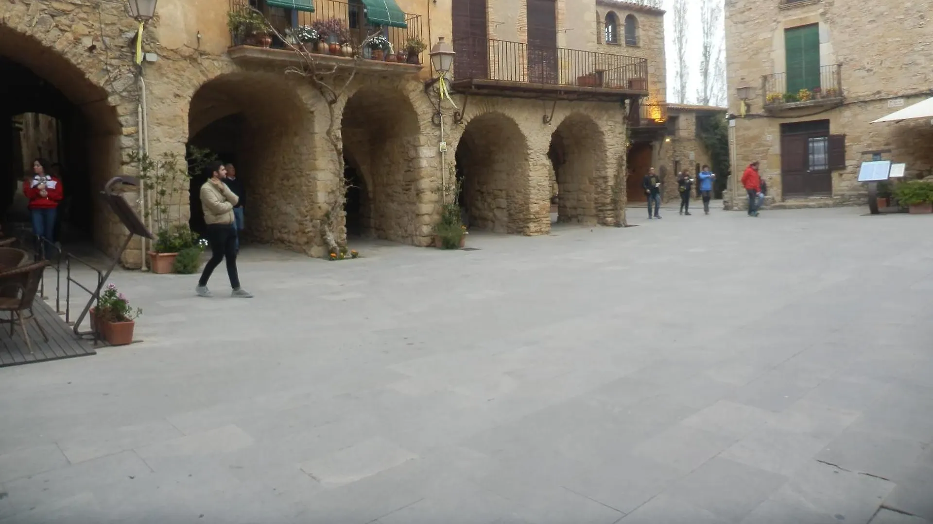여관 Emporda Habitaciones 퍼라탈레다